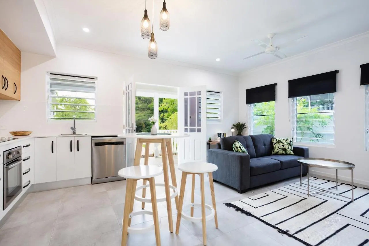 Bamboo Villa - Pet Friendly Luxury Villa Next To Botanical Gardens Edge Hill